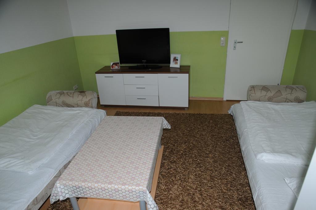 Agt Hannover Messe Zimmer Екстер'єр фото